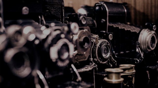 photographer-photography-vintage-black